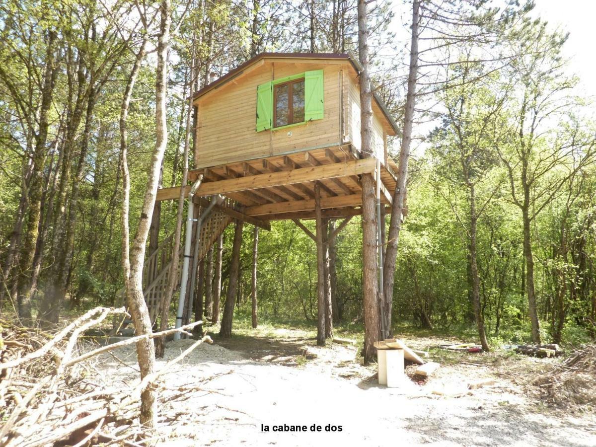 ホテル Domaine De Couchenoire Joux-la-Ville エクステリア 写真